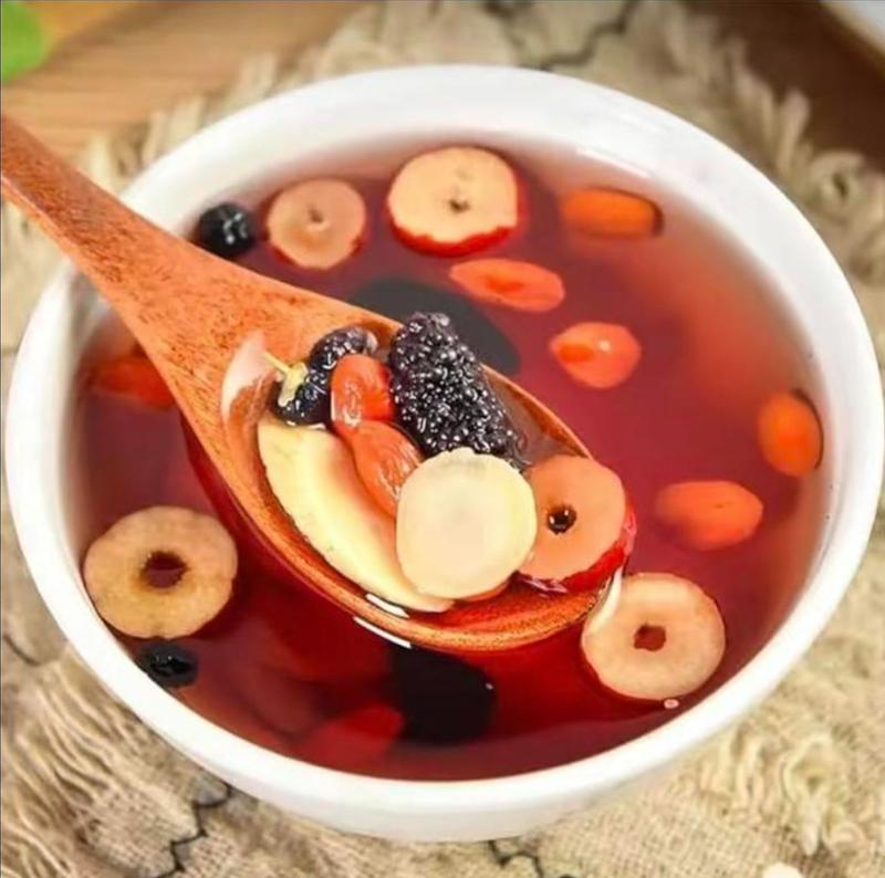 شاي الجينسنغ ذو الكنوز الخمسة: - مراجعة Herbal Wellness In وسعره